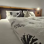 Haus Enzian Apartamento
