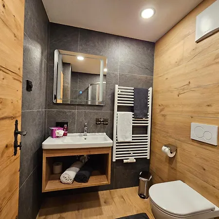 公寓 Haus Enzian *