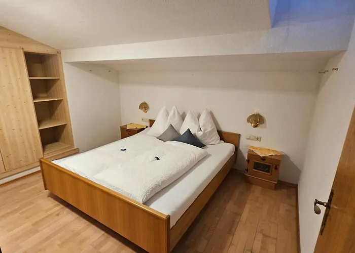 Haus Enzian Apartamento *