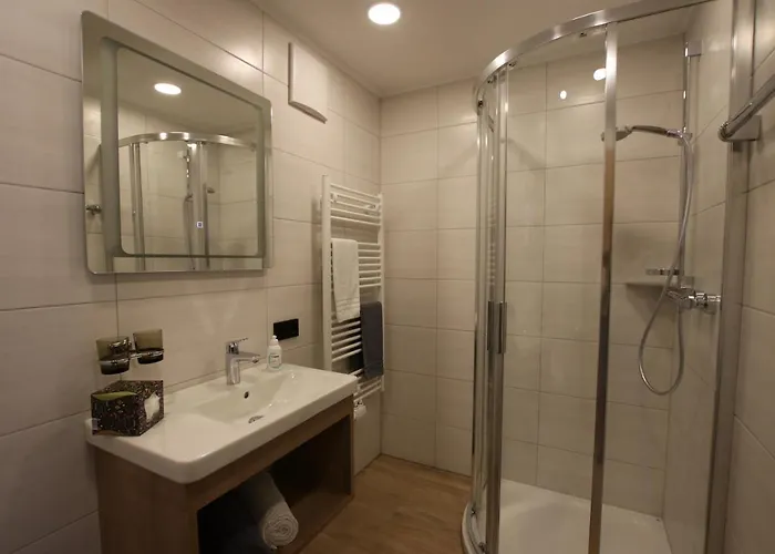 Haus Enzian Apartman Kartitsch