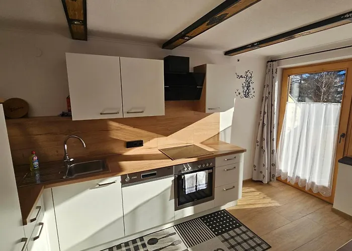 Haus Enzian Apartman *