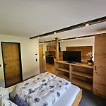 Haus Enzian